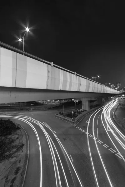 Geceleyin Hong Kong Şehir Merkezinde Trafik Vardı — Stok fotoğraf