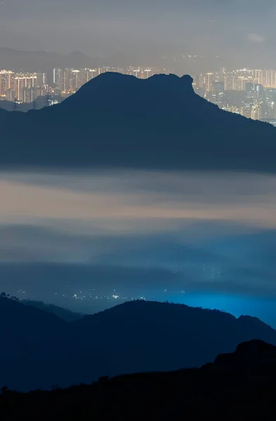 Idylliskt Landskap Siluett Naturliga Landmärke Berg Lion Rock Hongkong — Stockfoto