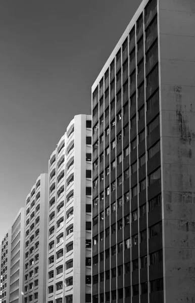 Hong Kong 'daki ofis binasının dışında.