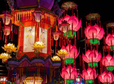 Çin yılbaşı ve sonbahar festivali kutlamaları için Çin feneri.