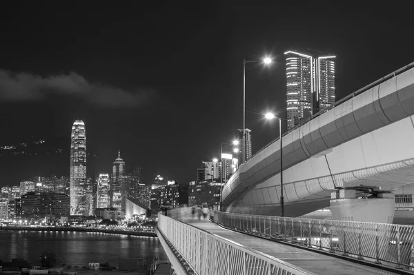夜の香港のダウンタウンのスカイライン — ストック写真
