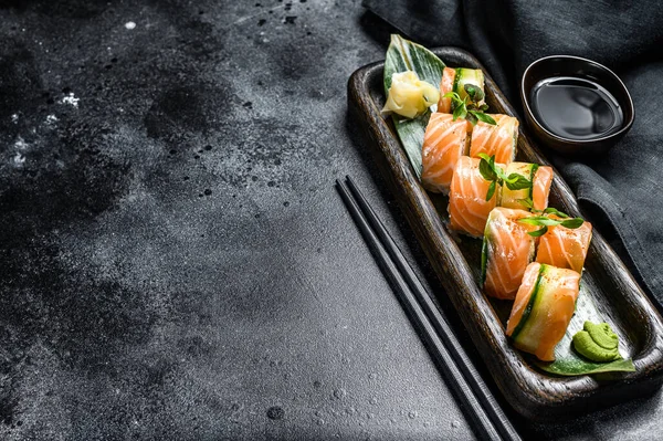 Sushi Roll Philadelphie Avec Saumon Avocat Fromage Crème Menu Sushi — Photo