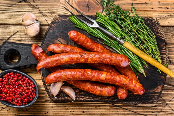 Carne Porco Salsichas Defumadas Com Adição Ervas Aromáticas Frescas Especiarias — Fotografia de Stock