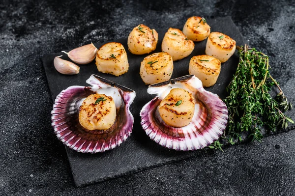 Fried Seafood Scallops Meat Butter Shells Black Background Top View — Stock Photo, Image