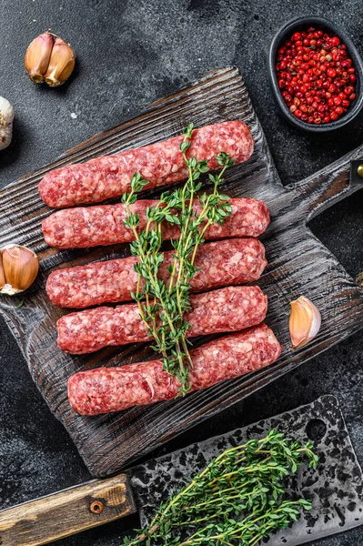 Saucisses Fraîches Kebabs Viande Bœuf Crue Sur Une Planche Découper — Photo