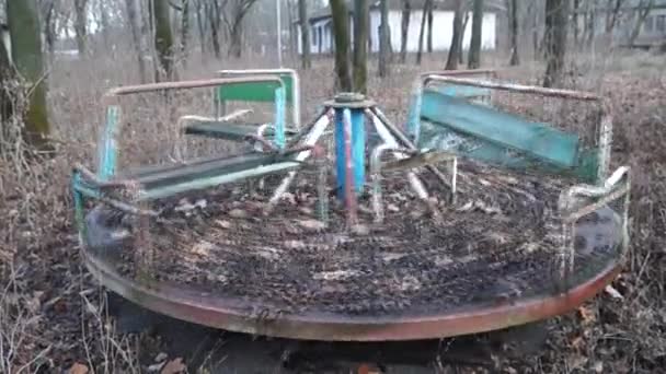 Acampamento Infantil Abandonado Uma Velha Piscina Abandonada Arruinada Antigas Telhas — Vídeo de Stock