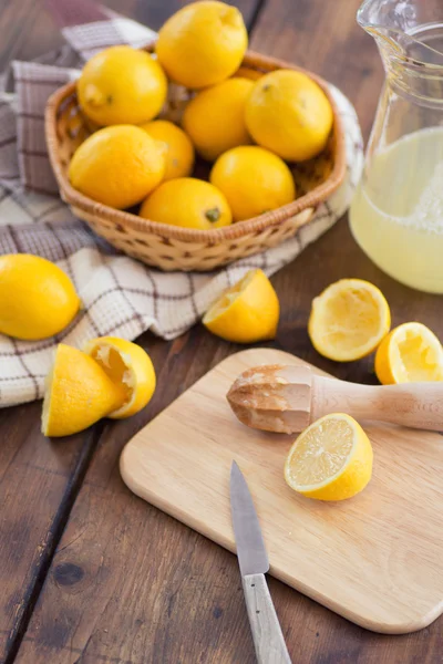 Домашнє лимонад — стокове фото