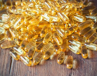 Morina ciğeri yağı Omega 3 jel kapsülleri