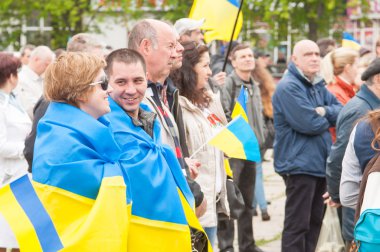 Mariupol, Ukrayna - Mayıs 03: 15 Shirokino 'nun silahsızlandırılması için yapılan halk toplantısı.