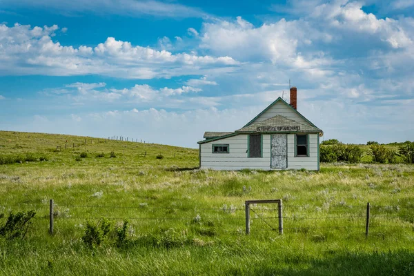 Opuszczony Stonecliff Szkoła Preriach Saskatchewan — Zdjęcie stockowe