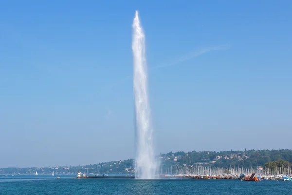 Çeşmede lake Geneva, İsviçre