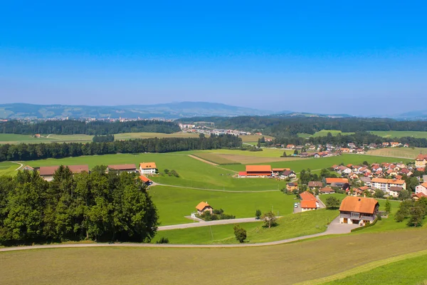Zemědělská krajina, Gruyere - Švýcarsko — Stock fotografie