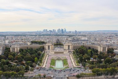 Paris havadan görünümü