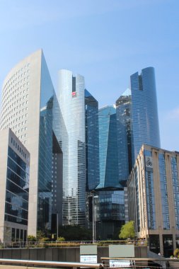 Paris - Eylül 04: turist merkezi kare içinde yürüyüş 