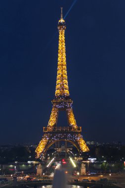 Paris - Eylül 04: Hafif performans gösterisi üzerinde 04 Eylül 2012