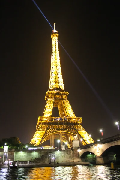 PARIS - SETEMBRO 04: Light Performance Show em 04 de setembro de 2012 — Fotografia de Stock