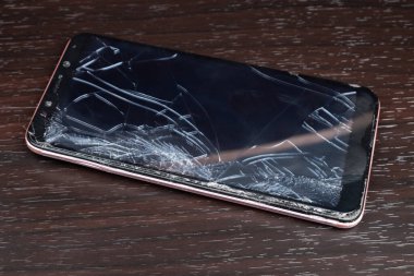 Akıllı telefon kırık cam,