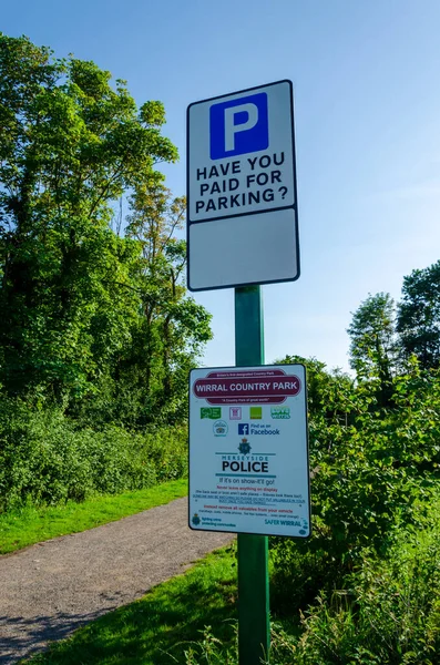 Thurstaston Велика Британія Jun 2020 Sign Entration Wirral Country Park — стокове фото