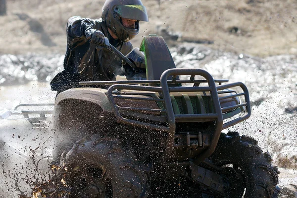 Extreme driving ATV. — Stock Photo, Image