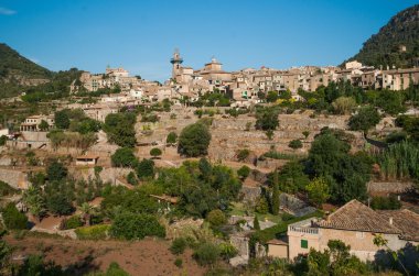 Küçük kasaba Valldemossa güzel görünümü