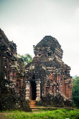 Benim oğlum, antik Hindu tamples