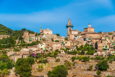 Küçük kasaba Valldemossa güzel görünümü