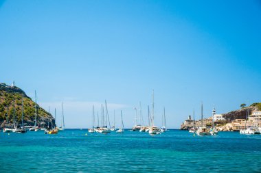 Puerto de Nottingham, Mallorca bağlantı noktası Adası