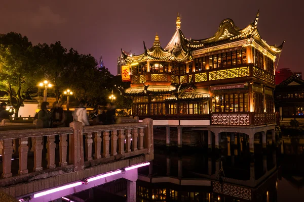 Kinesiska traditionell Yuyuan trädgården i Shanghai — Stockfoto