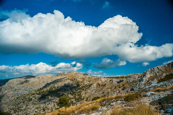 Hermosas montañas en la parte occidental de la isla de Mallorca, Spai —  Fotos de Stock