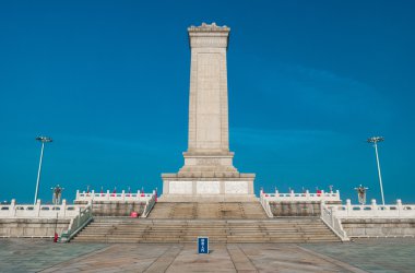 Tiananmen Meydanı ' nda Beijing halkların kahramanları Anıtı