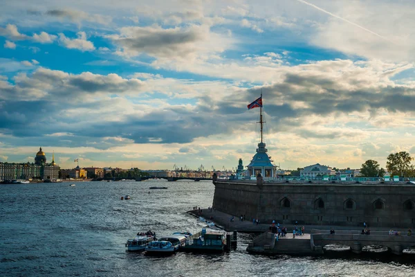 Le drapeau de la forteresse russe — Photo