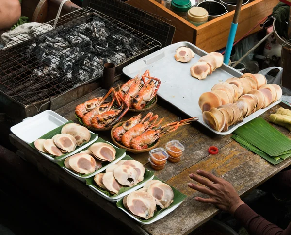 Rybí trh v Bangkoku, v Thajsku — Stock fotografie