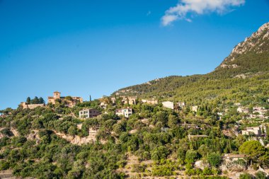 Küçük dağ köyü Deia Mallorca, Spa güzel görünümü