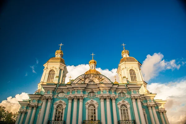 Saint Nicholas Cathedral, Nikolsky sobor in Saint Petersburg — Stock Photo, Image