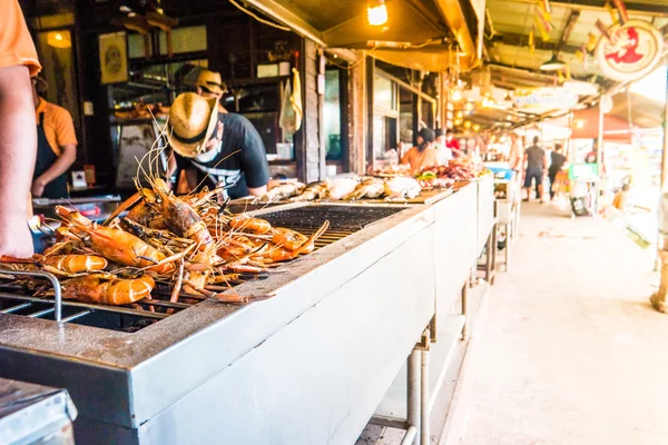Rybí trh v Bangkoku, v Thajsku — Stock fotografie