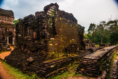 Benim oğlum, antik Hindu tamples