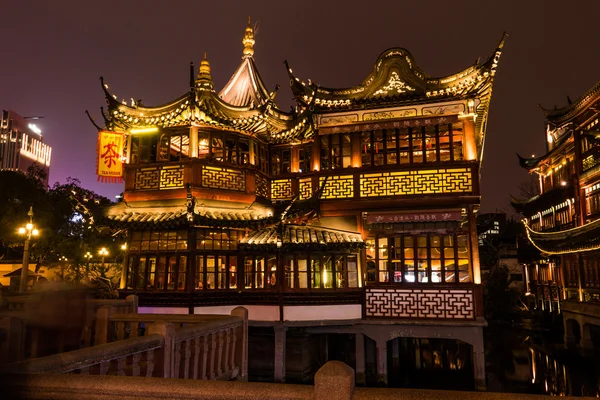 Kinesiska traditionell Yuyuan trädgården i Shanghai — Stockfoto