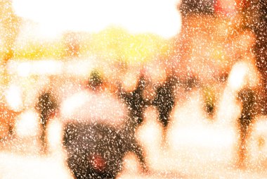 Kışın şehir commuters