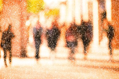 Kışın şehir commuters