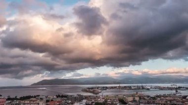 Sicilya'daki Messina bağlantı noktası Timelapse