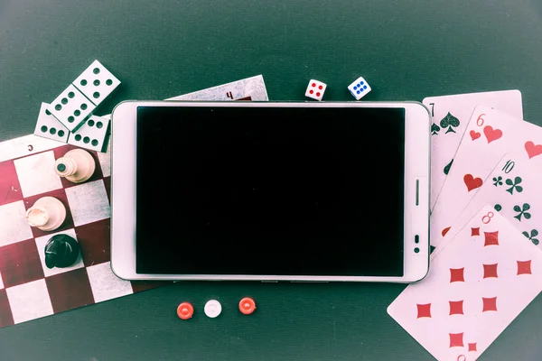 Διάφορα επιτραπέζια παιχνίδια με pc ταμπλετών. — Φωτογραφία Αρχείου