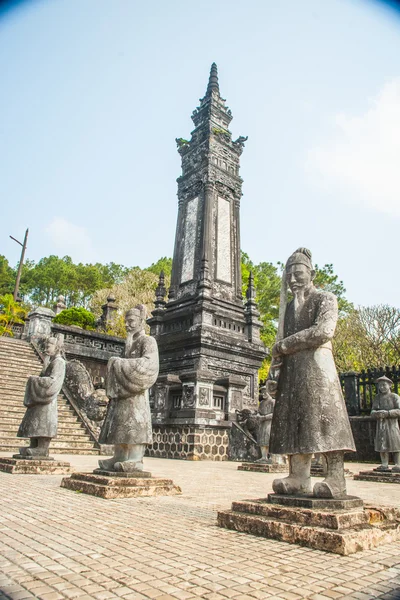 Grab des khai dinh Kaisers im Farbton, Vietnam. — Stockfoto