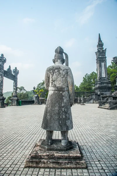 Hrobka císaře Khai Dinh v Hue, Vietnam. — Stock fotografie