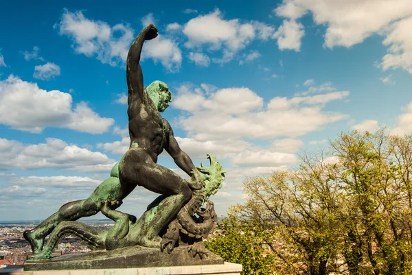 Estátua da liberdade do budapest — Fotografia de Stock