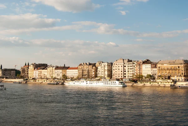 Stadsgezicht van Boedapest — Stockfoto