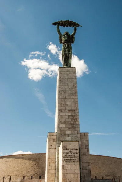 Estatua de Libert en Gellert Hill — Foto de Stock