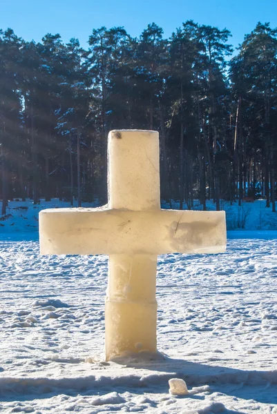 Ice christian cross — Stock Photo, Image