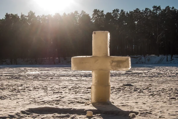 Ice christian cross — Stock Photo, Image