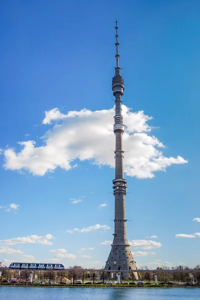 Televizní věž Ostankino — Stock fotografie