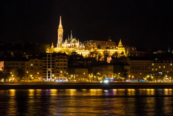 In de nacht in Boedapest Hongarije — Stockfoto